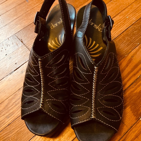 Dansko Clogs - Picture 2 of 4